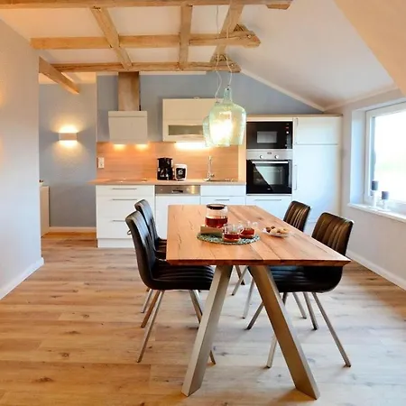 Sea View Modern Retreat בית נופש *