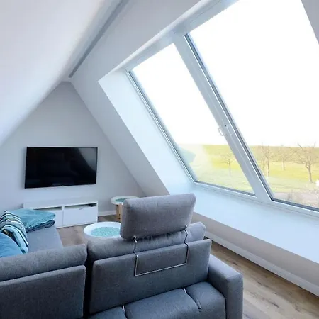 Sea View Modern Retreat בית נופש